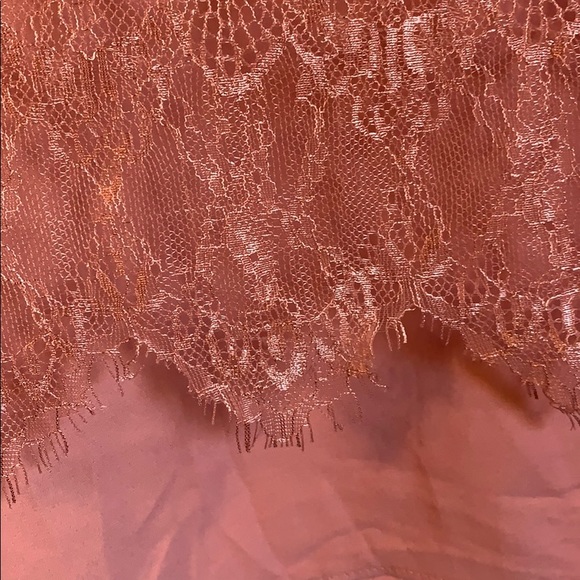 Lynn Ryan Peach Mock Neck Lace Top - Picture 2 of 4